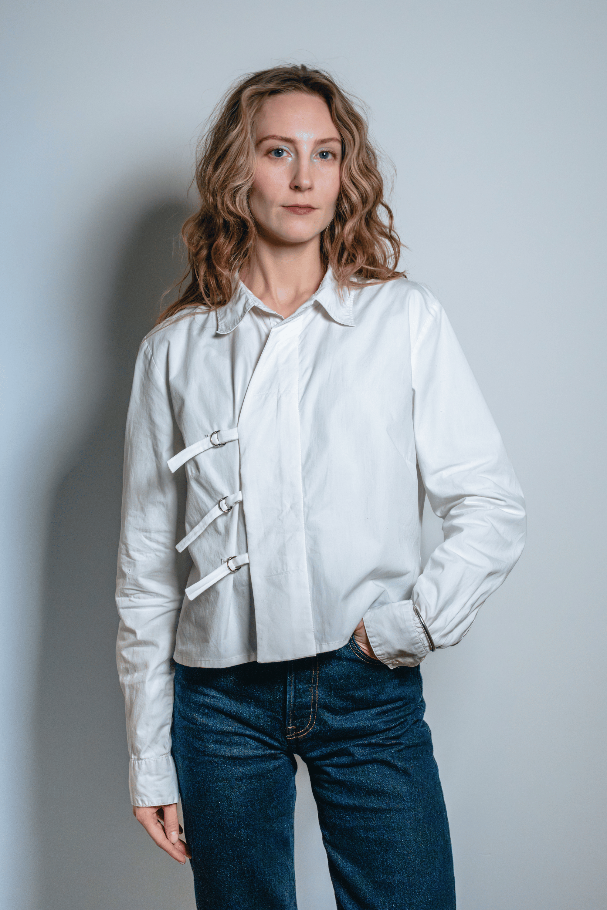 Asymmetric Shirt Buckles White
