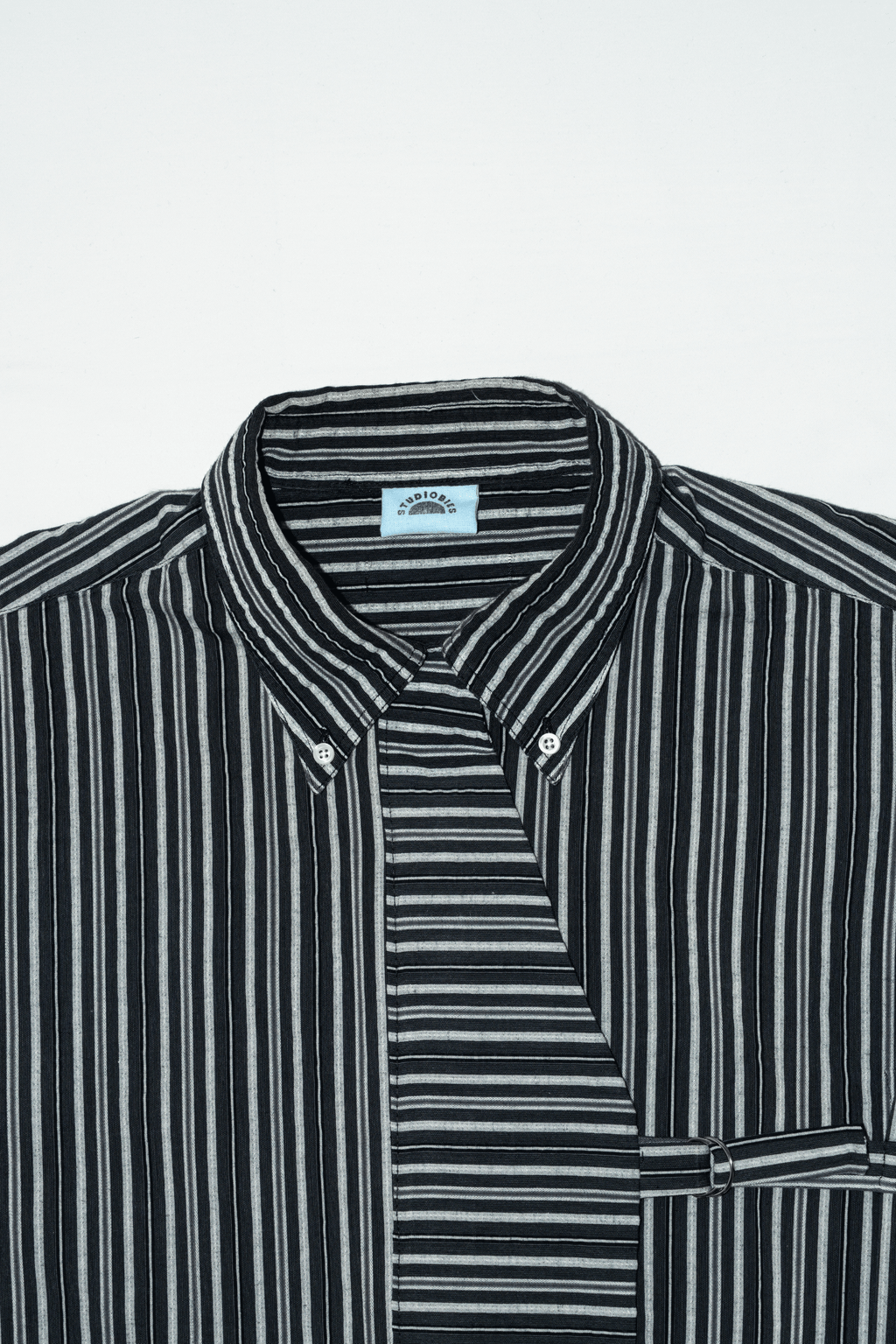 Asymmetric Shirt Buckles Black Stripes