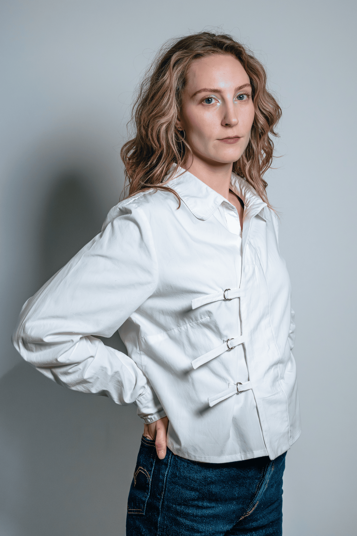Asymmetric Shirt Buckles White