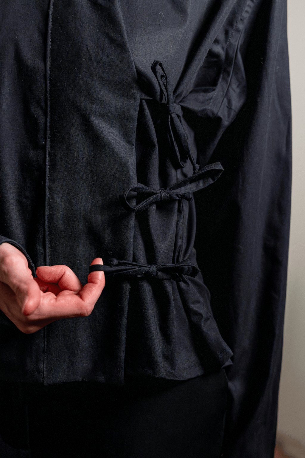 Asymmetric Shirt Ties Black