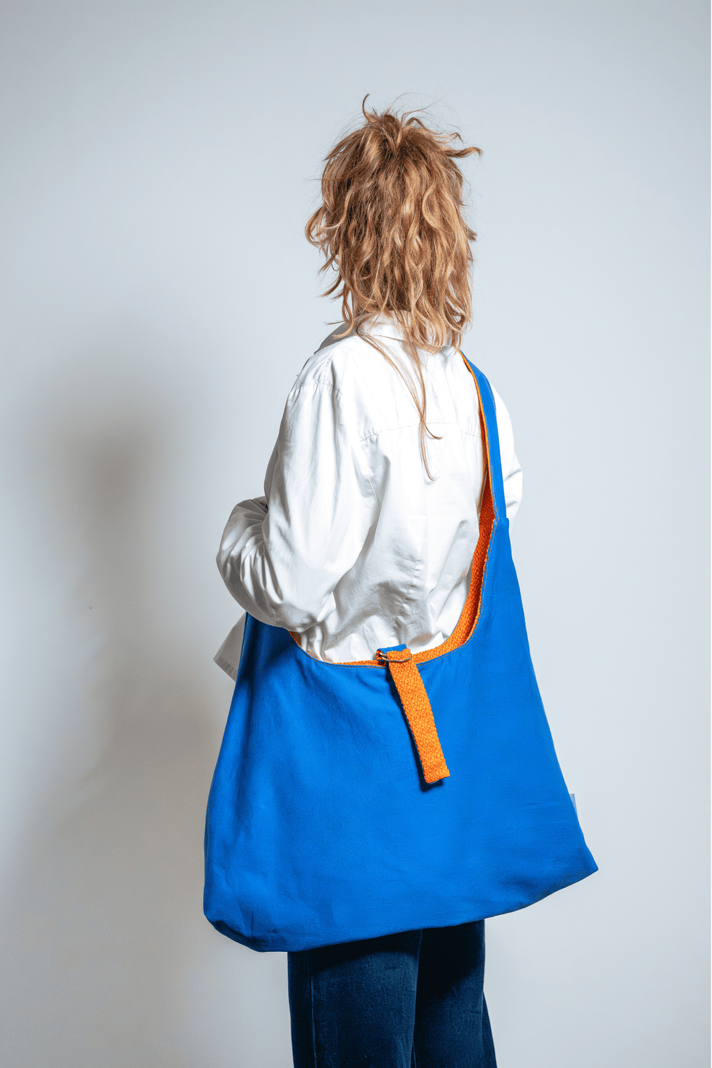 Reversible Sling Bag Orange x Cobalt